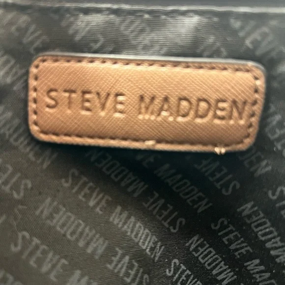 Steve Madden Crossbody Shoulder Handbag Purse Brown Bag Chain Accent - Picture 10 of 11